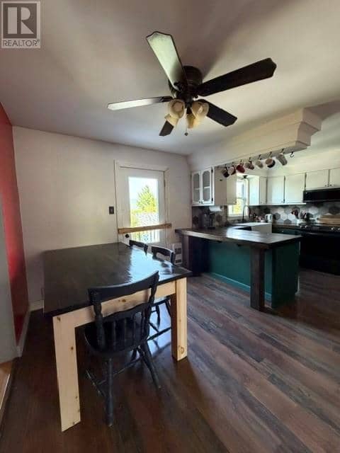 12 Old Cove Road — photo 6 of 15