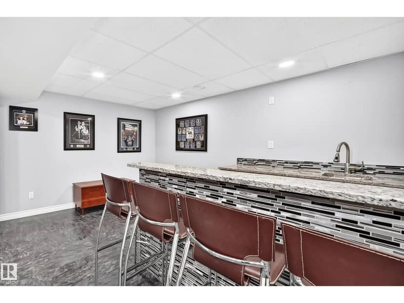7916 130 AV NW — photo 30 of 40