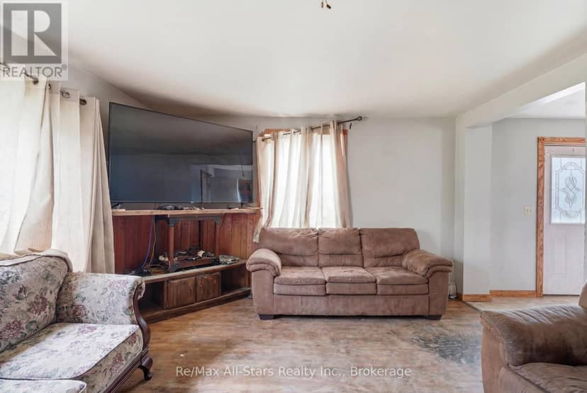 19 Christopher Street — photo 11 of 22
