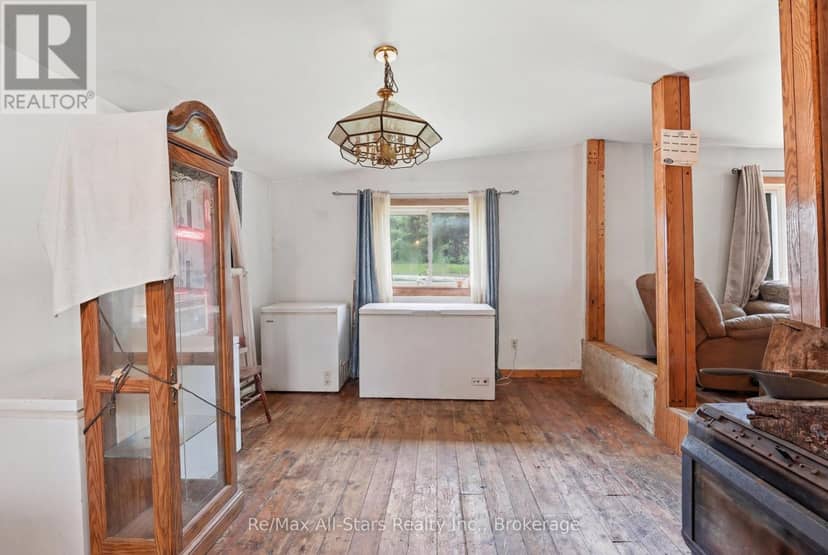 19 Christopher Street — photo 15 of 22