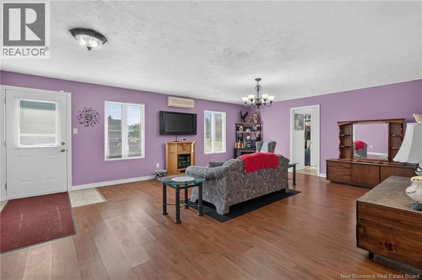 18 Atkinson Avenue — photo 13 of 40