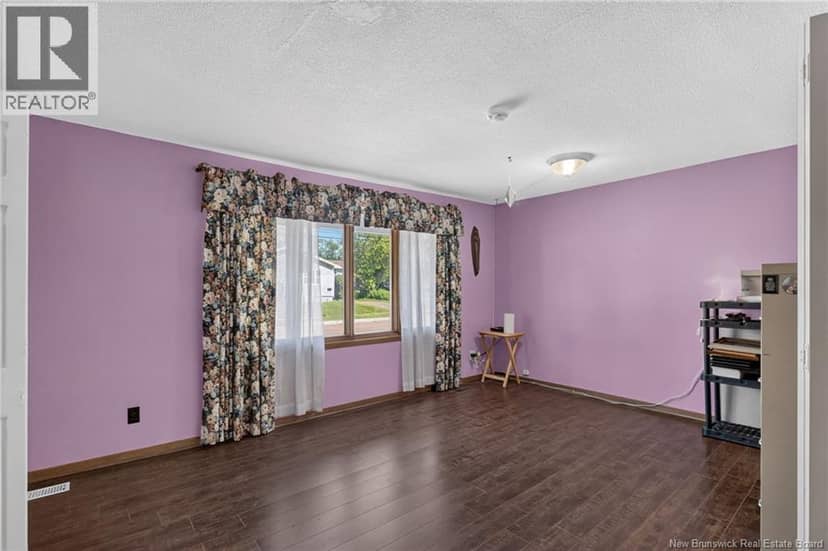 18 Atkinson Avenue — photo 17 of 40