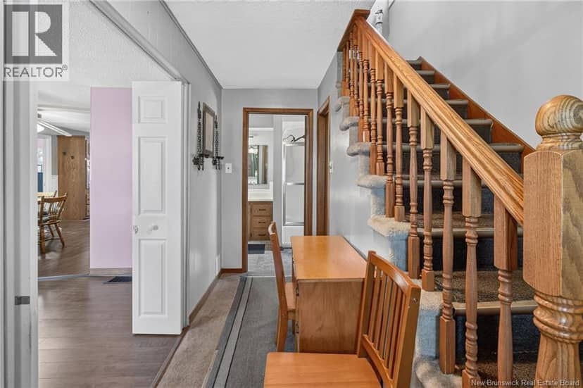18 Atkinson Avenue — photo 19 of 40
