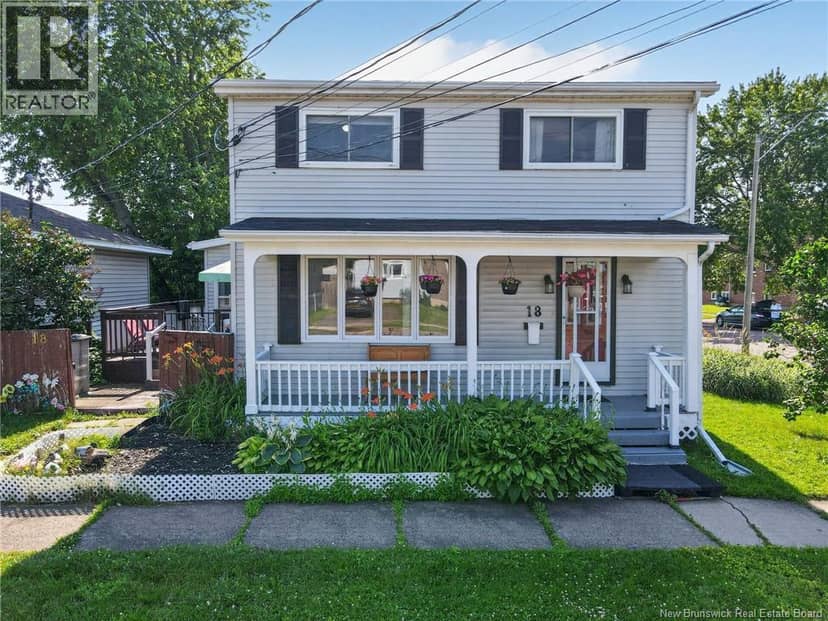 18 Atkinson Avenue — photo 2 of 40