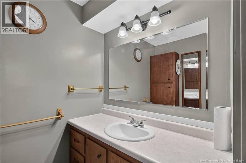 18 Atkinson Avenue — photo 34 of 40