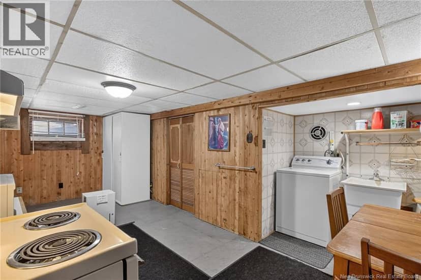 18 Atkinson Avenue — photo 38 of 40