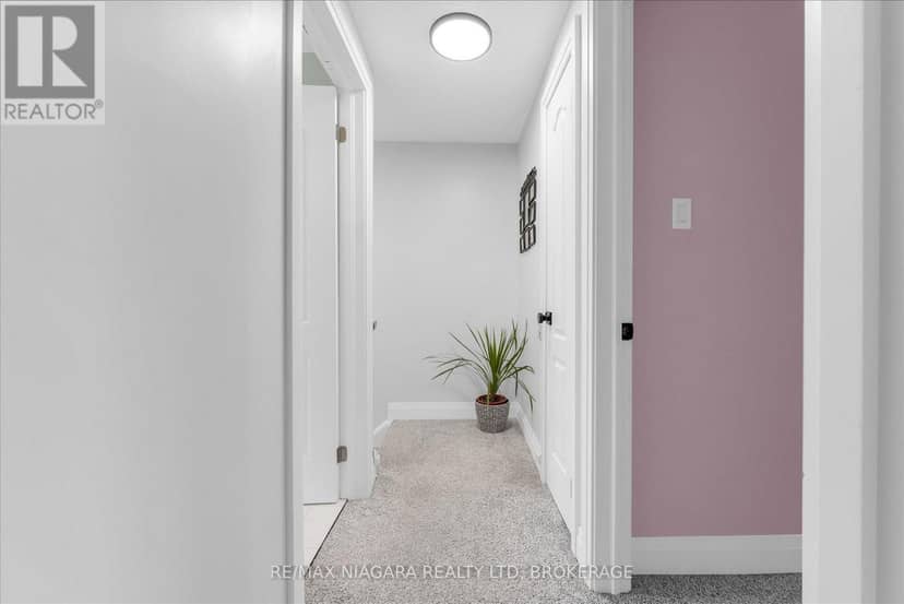 29 Romy Crescent — photo 13 of 37