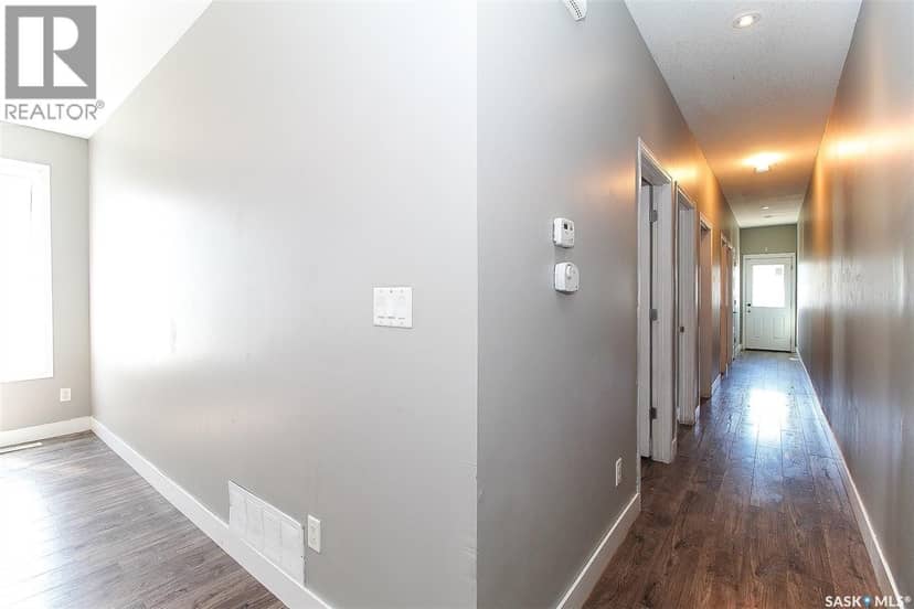 1352 Angus STREET — photo 24 of 40