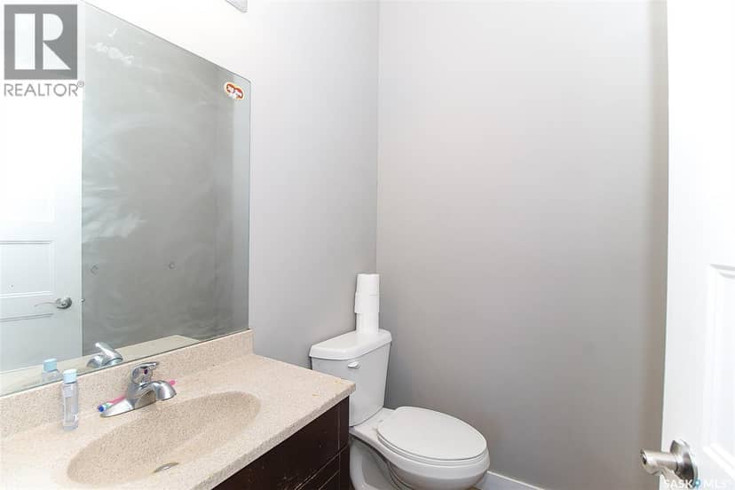 1352 Angus STREET — photo 28 of 40