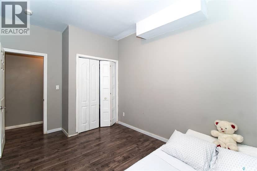 1352 Angus STREET — photo 36 of 40