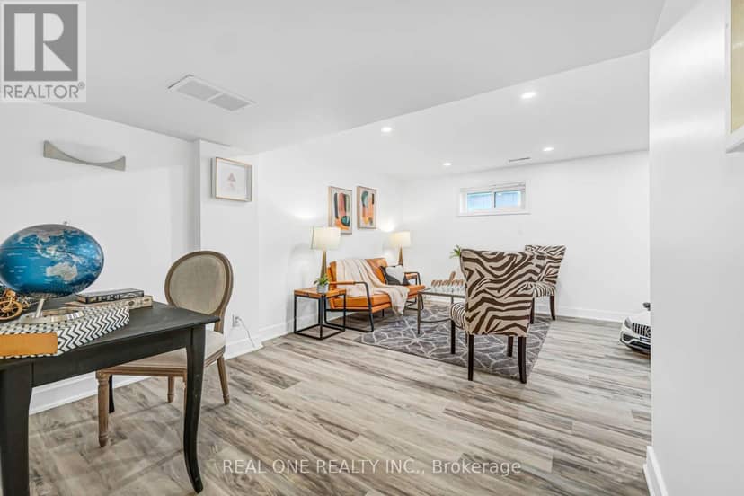52 Devins Drive — photo 18 of 23
