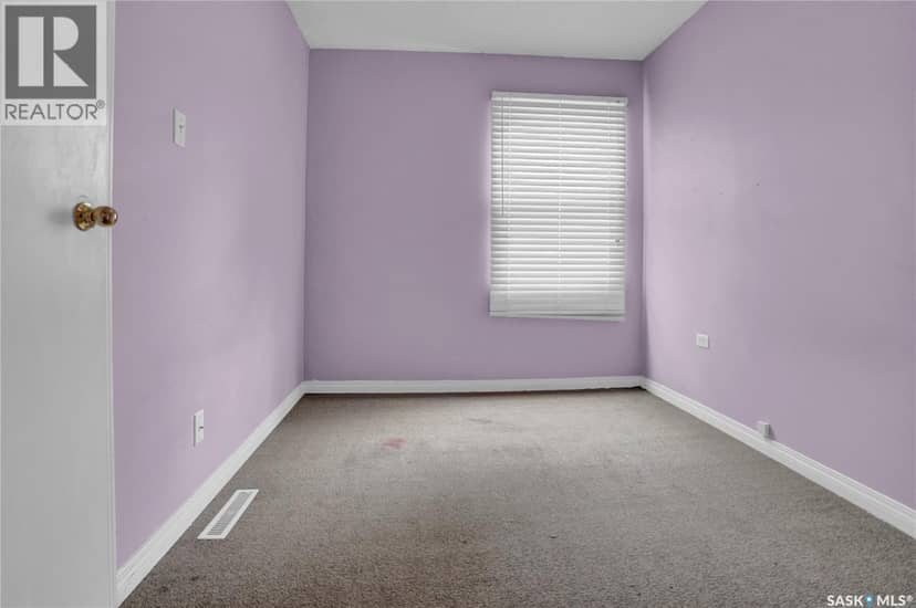 161 Lillooet STREET E — photo 19 of 30