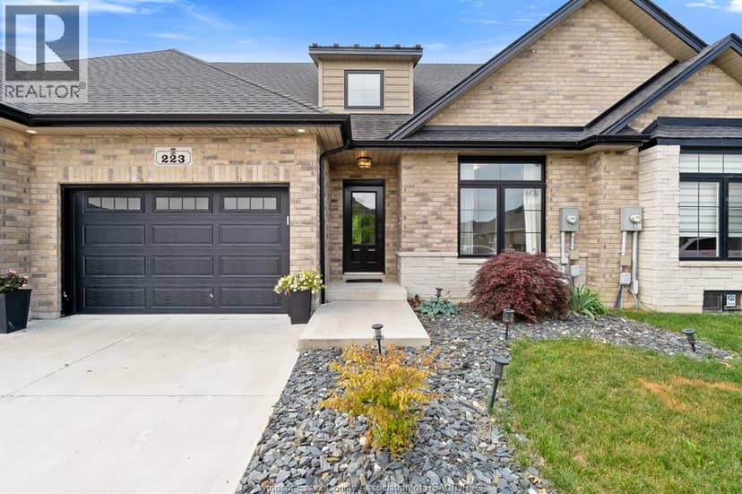223 Livingstone CRESCENT — photo 14 of 40