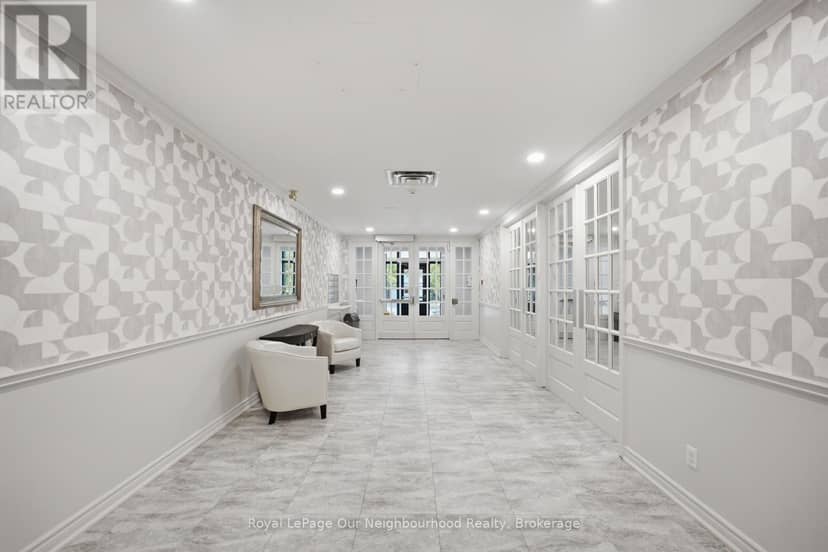 2A - 130 Queen Street — photo 2 of 35