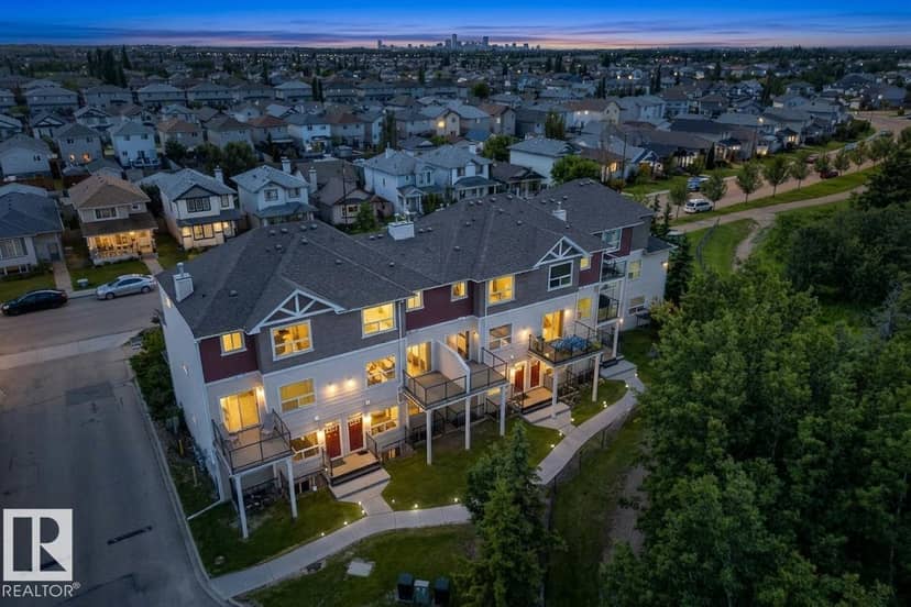 #113 3010 33 AV NW, Edmonton