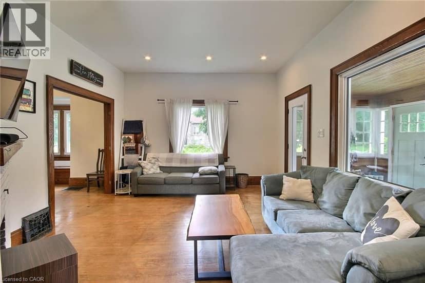 206 UNION Street E — photo 7 of 19