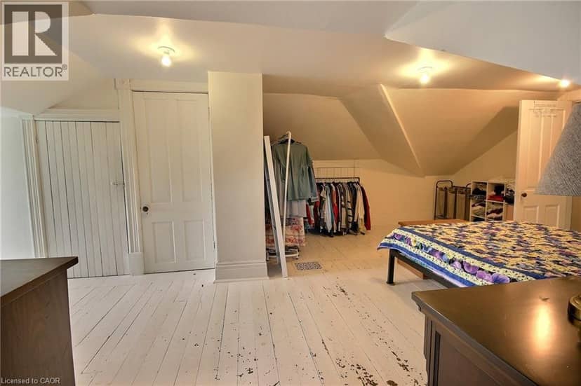 206 UNION Street E — photo 14 of 19