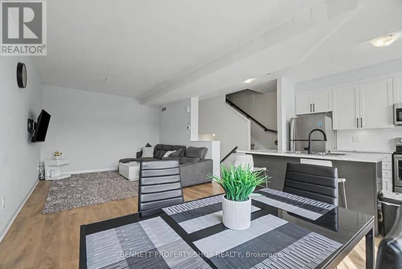 127 Attwell Private — photo 4 of 17
