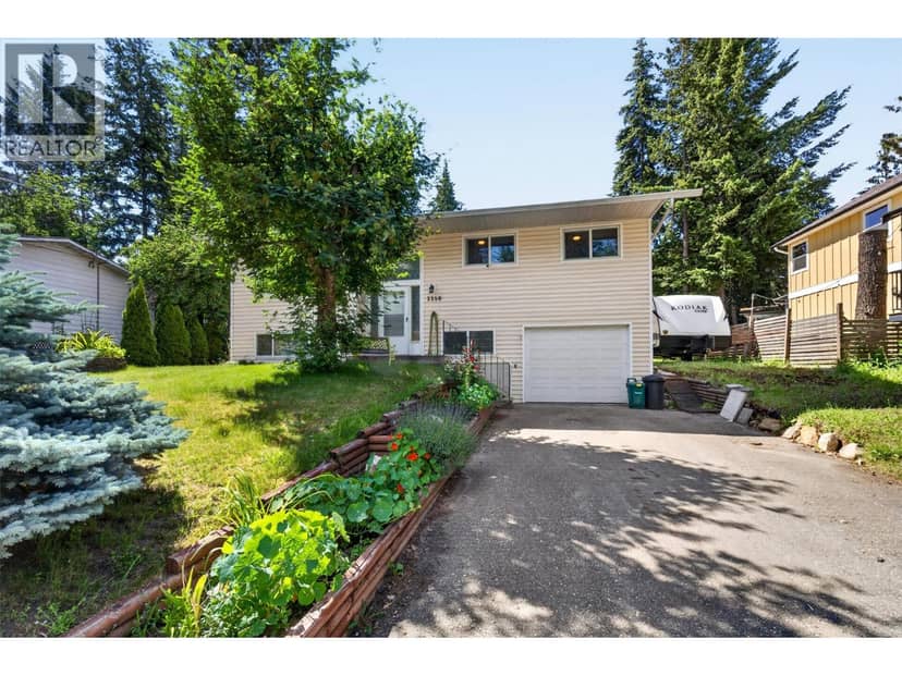2250 Auto Road SE, Salmon Arm