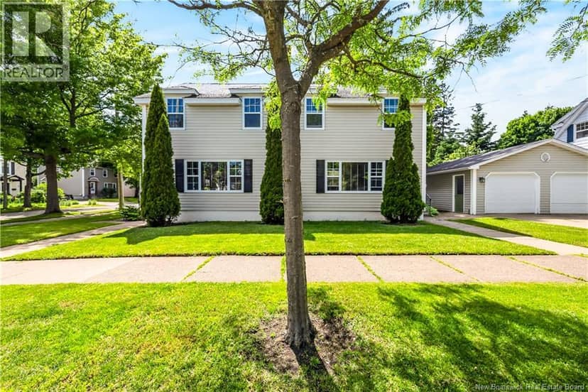 68-70 Arlington Drive — photo 2 of 40