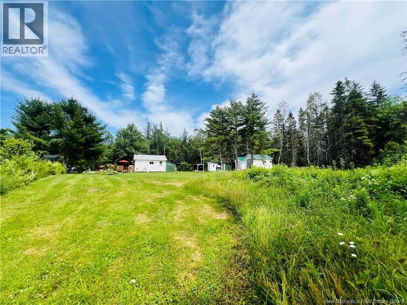 2147 Tweedside Road — photo 37 of 40