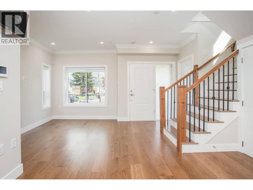 2028 E 42ND AVENUE, Vancouver, photo 5