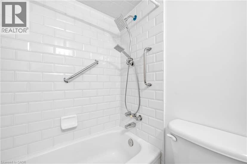 222 JACKSON Street W Unit# 1405 — photo 33 of 40