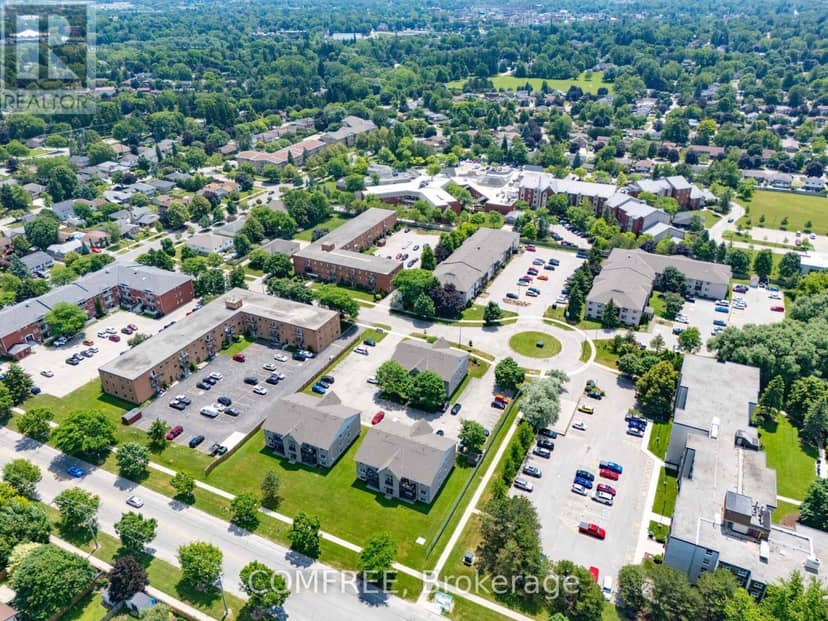201 - 50 Campbell Court — photo 16 of 18