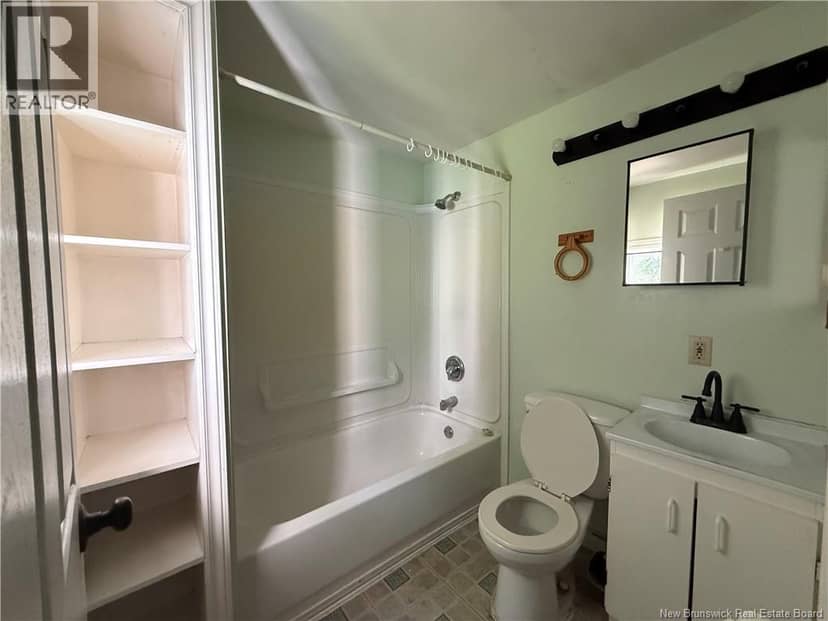 7 Woodlawn Road — photo 7 of 21