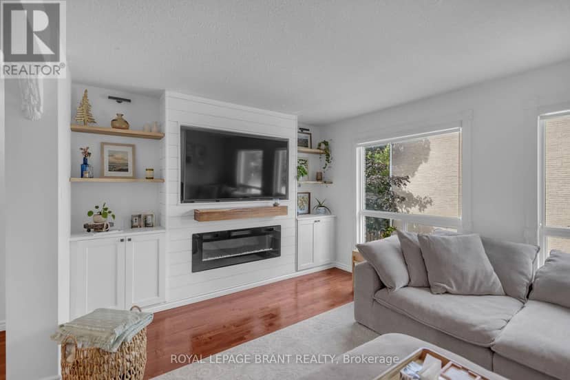 22 - 1155 Paramount Drive — photo 7 of 40