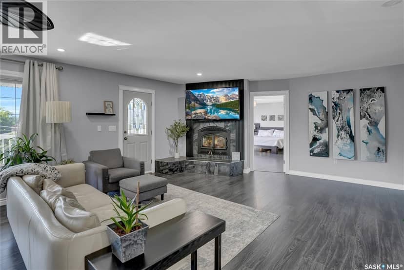 28 Alice CRESCENT — photo 17 of 40