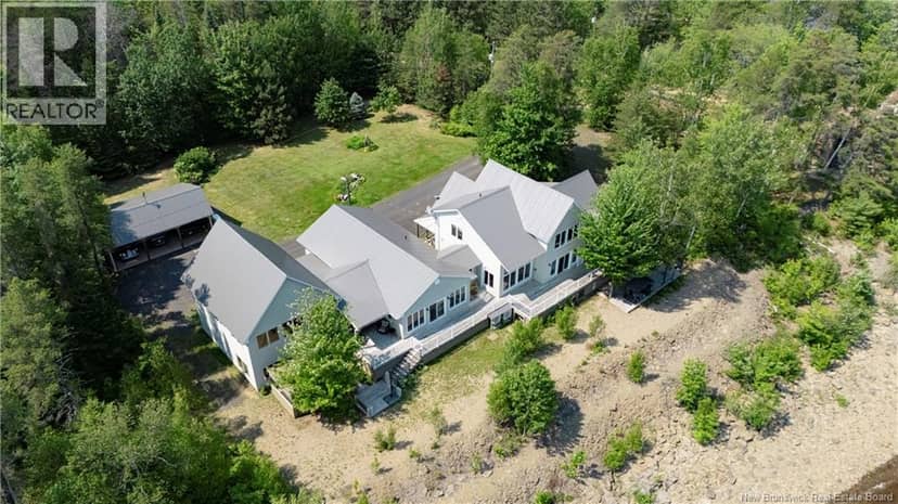 72 Cottage Road — photo 3 of 40