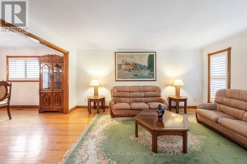 48 Weldrick Road W, Richmond Hill, photo 4