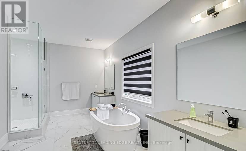 37 Woodhaven Avenue — photo 2 of 9