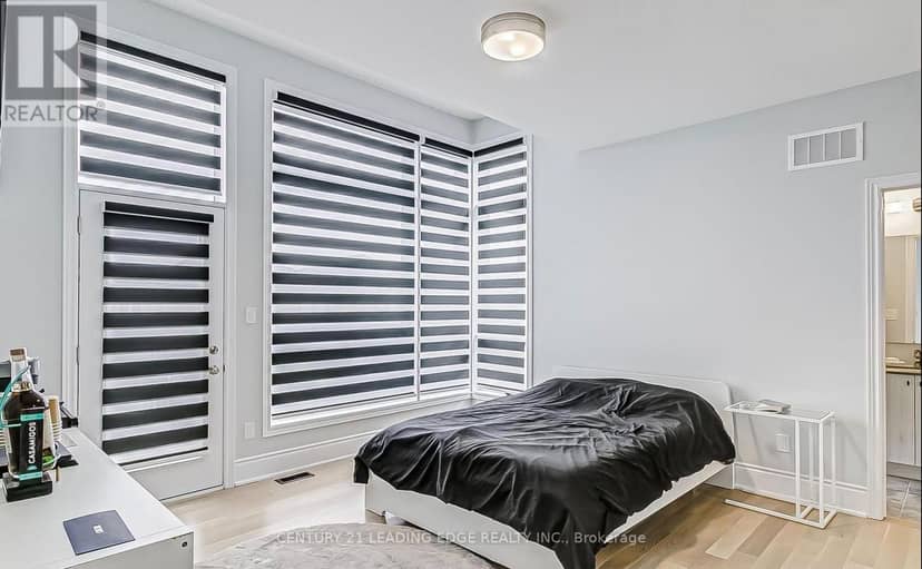 220 Olde Bayview Avenue, Richmond Hill, photo 3