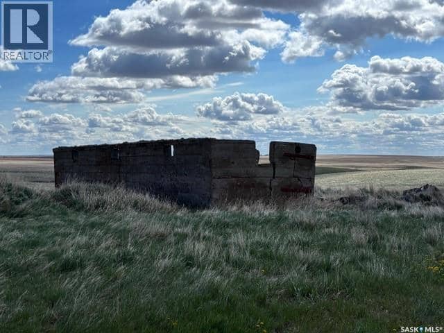 Cadillac Acreage — photo 3 of 4