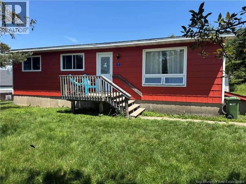 7 Donlyn Drive — photo 11 of 18