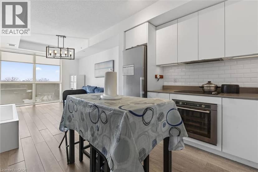 5220 DUNDAS Street Unit# 508 — photo 13 of 30