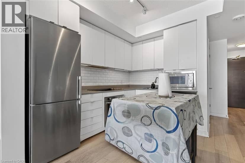 5220 DUNDAS Street Unit# 508 — photo 11 of 30