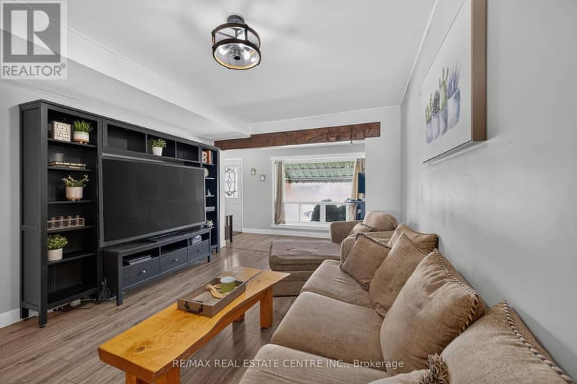 220 Paling Avenue — photo 10 of 40