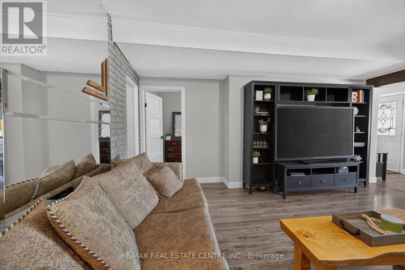 220 Paling Avenue — photo 11 of 40