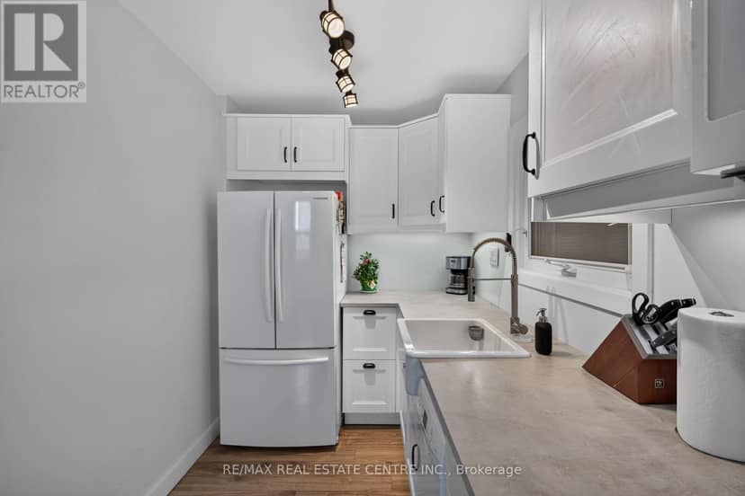 220 Paling Avenue — photo 17 of 40