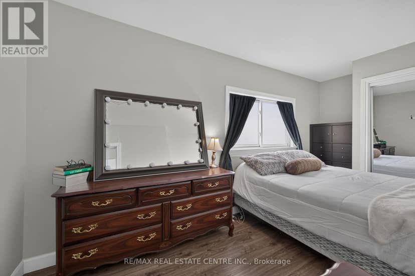 220 Paling Avenue — photo 20 of 40
