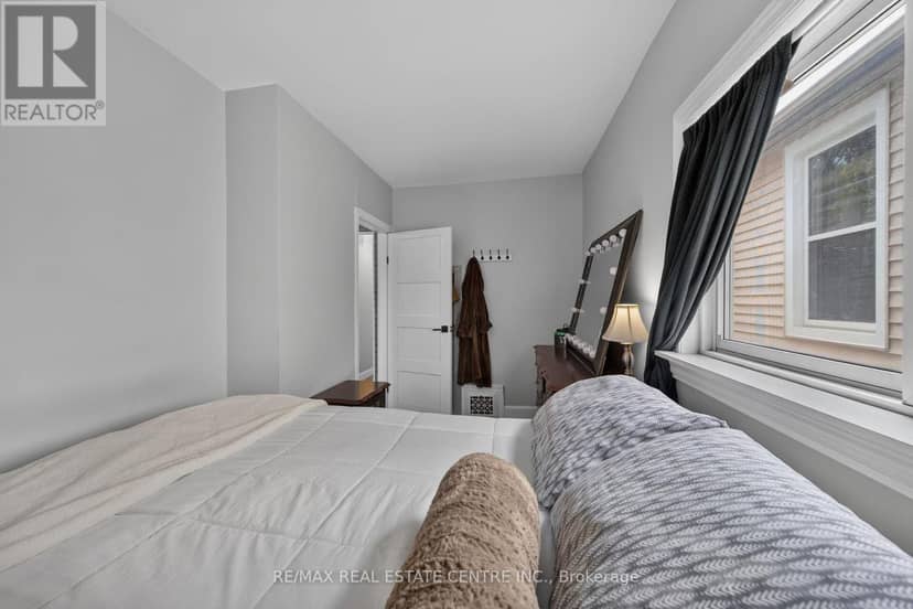220 Paling Avenue — photo 22 of 40