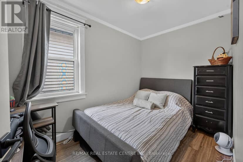 220 Paling Avenue — photo 25 of 40