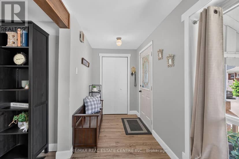 220 Paling Avenue — photo 3 of 40
