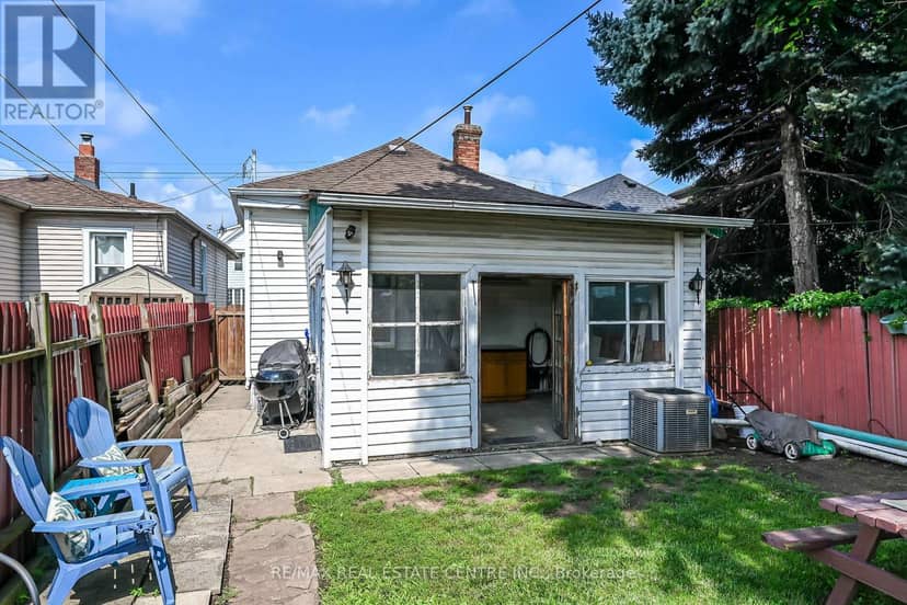 220 Paling Avenue — photo 32 of 40