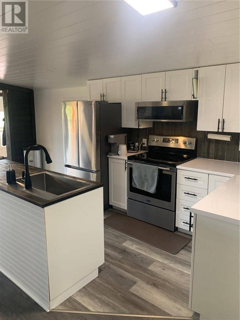 113 Nagy Bay Rd — photo 13 of 40