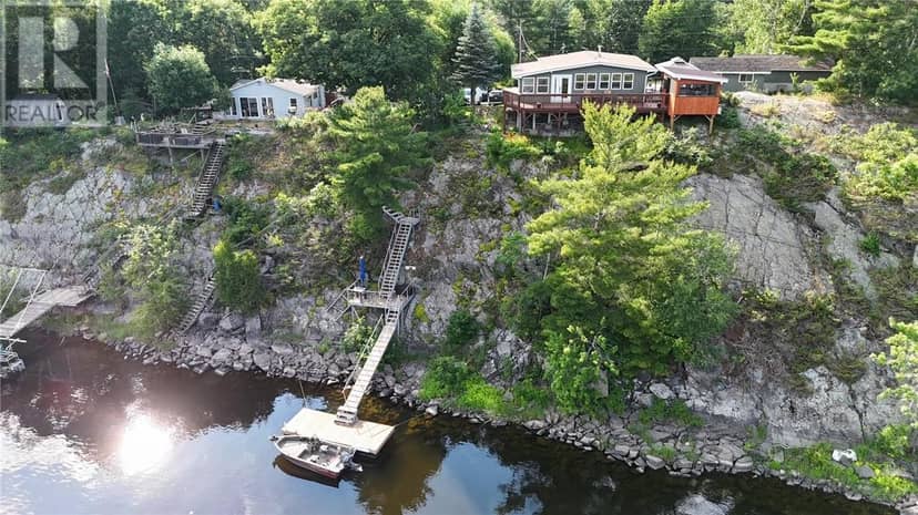 113 Nagy Bay Rd — photo 2 of 40