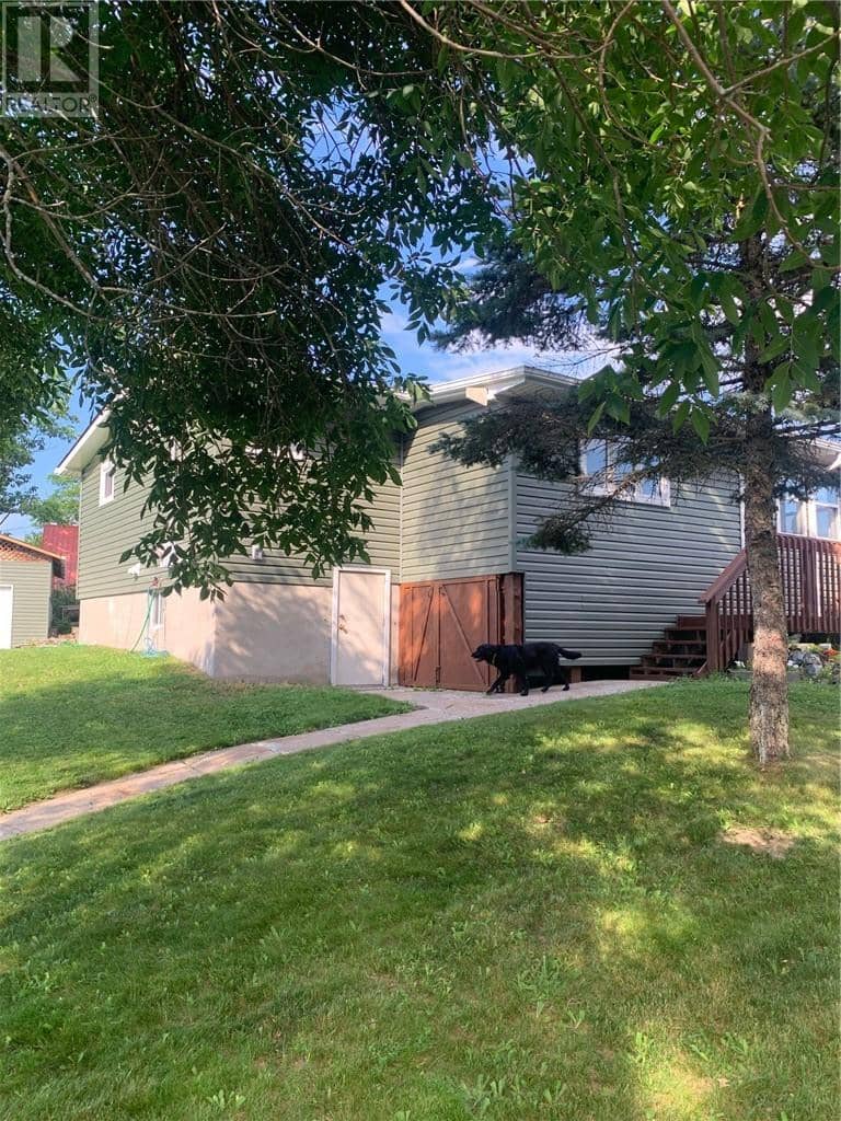 113 Nagy Bay Rd — photo 37 of 40